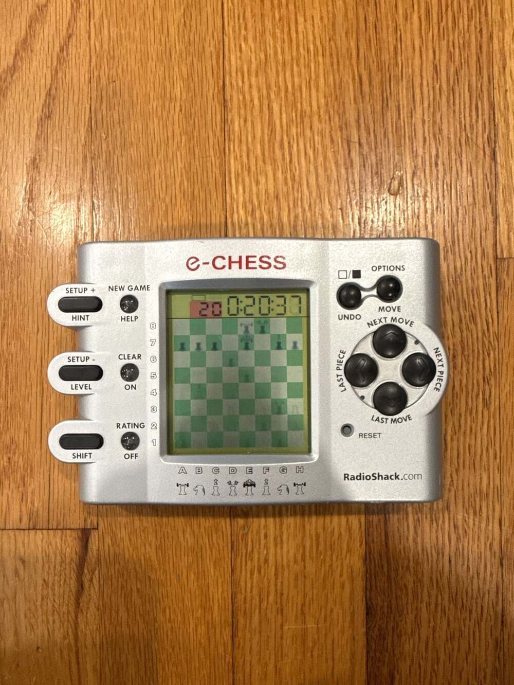 RadioShack E-Chess Electronic Handheld Portable Game 60-2845 No Box